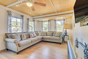 4 Mi to Beach: Spacious Fort Walton Beach Retreat!