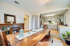 Pet-friendly Home w/ Private Hot Tub in Wilmington