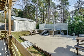 Pet-friendly Home w/ Private Hot Tub in Wilmington