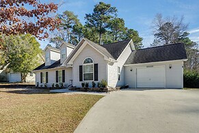Pet-friendly Home w/ Private Hot Tub in Wilmington