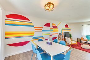 Hot Tub + Patio: Desert Getaway in Joshua Tree!