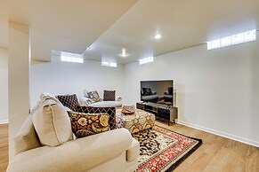 Fire Pit & Yard: Family Home in Farmington Hills!