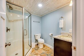 Mtn-view Gem w/ Hot Tub & Fire Pit in North Conway