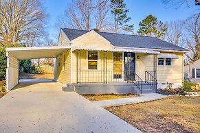 1/2 Mi to High Point University: Quaint Abode!