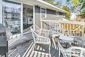 1 Mi to Dtwn: Home w/ Deck in Saratoga Springs