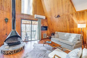 Hot Tub, Deck & Fire Pit: Secluded Cabin in Murphy