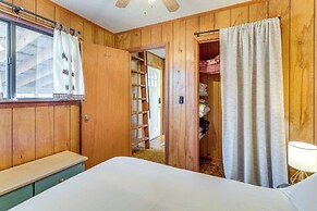 Hot Tub, Deck & Fire Pit: Secluded Cabin in Murphy