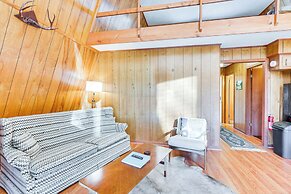 Hot Tub, Deck & Fire Pit: Secluded Cabin in Murphy