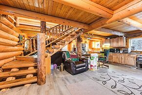 3 Mi to Kenai River: Secluded Sterling Cabin!