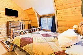 3 Mi to Kenai River: Secluded Sterling Cabin!