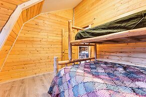 3 Mi to Kenai River: Secluded Sterling Cabin!