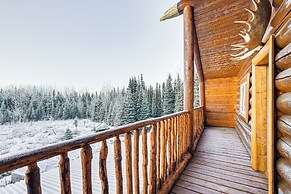 3 Mi to Kenai River: Secluded Sterling Cabin!