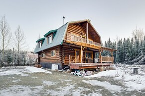 3 Mi to Kenai River: Secluded Sterling Cabin!