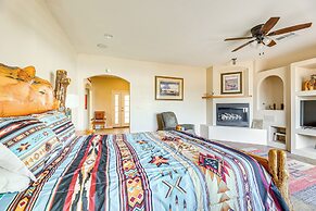 Near Golfing & Green Spaces: Florence Family Home!