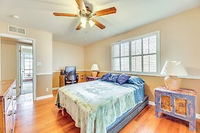 Near Golfing & Green Spaces: Florence Family Home!