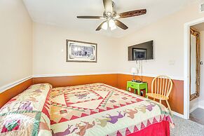 Near Golfing & Green Spaces: Florence Family Home!