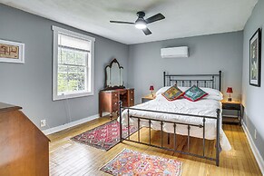 Farmhouse on 1 Acre Near Historic Dtwn Danville