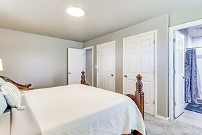 4 Mi to Dtwn Guthrie: Family Home w/ Fire Pit!