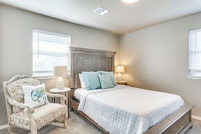 4 Mi to Dtwn Guthrie: Family Home w/ Fire Pit!