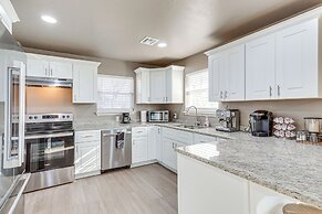 4 Mi to Dtwn Guthrie: Family Home w/ Fire Pit!