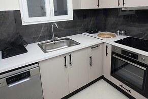 Cozy 1 Bd Getaway Apt in Lively Kipseli