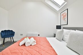 Modern 2 Bed House - Sleeps 4