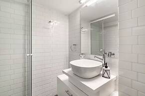 Athenian Entertainment Relaxation Hub