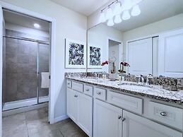 Fabulous 5bd Family Townhome With Splash Pool-726g 5 Bedroom Townhouse