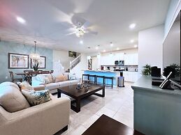 Fabulous 5bd Family Townhome With Splash Pool-726g 5 Bedroom Townhouse