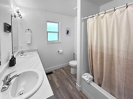 Bark And Bike Abode 3 Bedroom Home