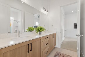 Villa #30 At Bloomington Country Club - Red Cliffs 4 Bedroom Townhouse