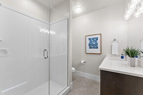 Villa #02 At Bloomington Country Club 3 Bedroom Condo