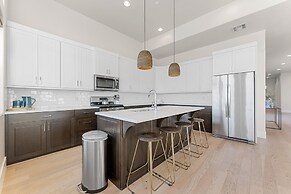 Villa #02 At Bloomington Country Club 3 Bedroom Condo