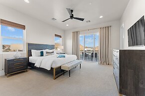 Villa #02 At Bloomington Country Club 3 Bedroom Condo