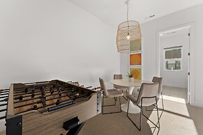 Villa #11 Adventure Retreat At Bloomington Villas 4 Bedroom Townhouse