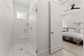 Villa #11 Adventure Retreat At Bloomington Villas 4 Bedroom Townhouse