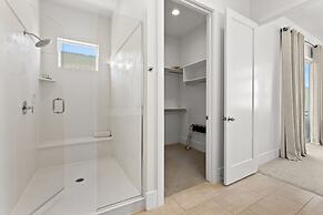 Villa #11 Adventure Retreat At Bloomington Villas 4 Bedroom Townhouse