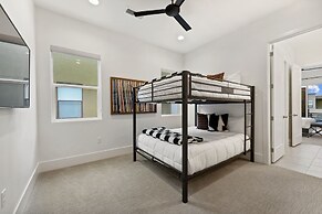 Villa #36 At Bloomington Country Club 4 Bedroom Townhouse