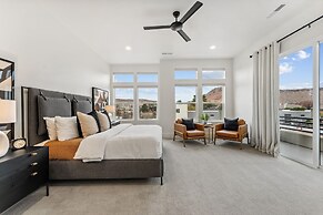 Villa #36 At Bloomington Country Club 4 Bedroom Townhouse