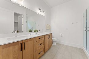 Villa #37 At Bloomington Country Club 4 Bedroom Townhouse