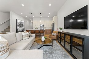 Villa #37 At Bloomington Country Club 4 Bedroom Townhouse