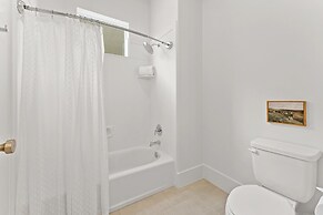 Villa #37 At Bloomington Country Club 4 Bedroom Townhouse