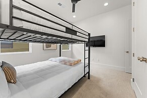 Villa #37 At Bloomington Country Club 4 Bedroom Townhouse