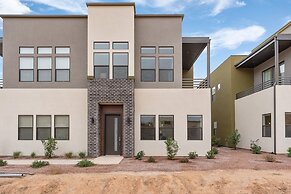 Villa #37 At Bloomington Country Club 4 Bedroom Townhouse