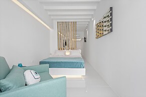 Heart of Mykonos Suites
