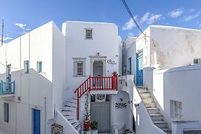 Heart of Mykonos Suites