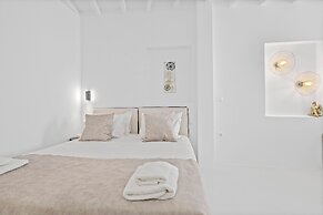 Heart of Mykonos Suites