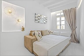 Heart of Mykonos Suites