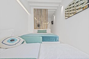 Heart of Mykonos Suites