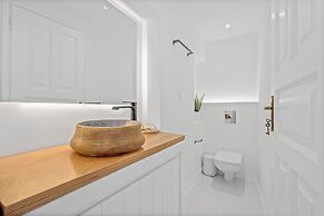 Heart of Mykonos Suites